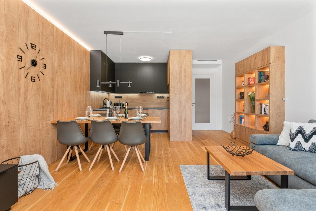 Apartman Molo Lipno ลิปโนนัดเวิลตาวู ภายนอก รูปภาพ