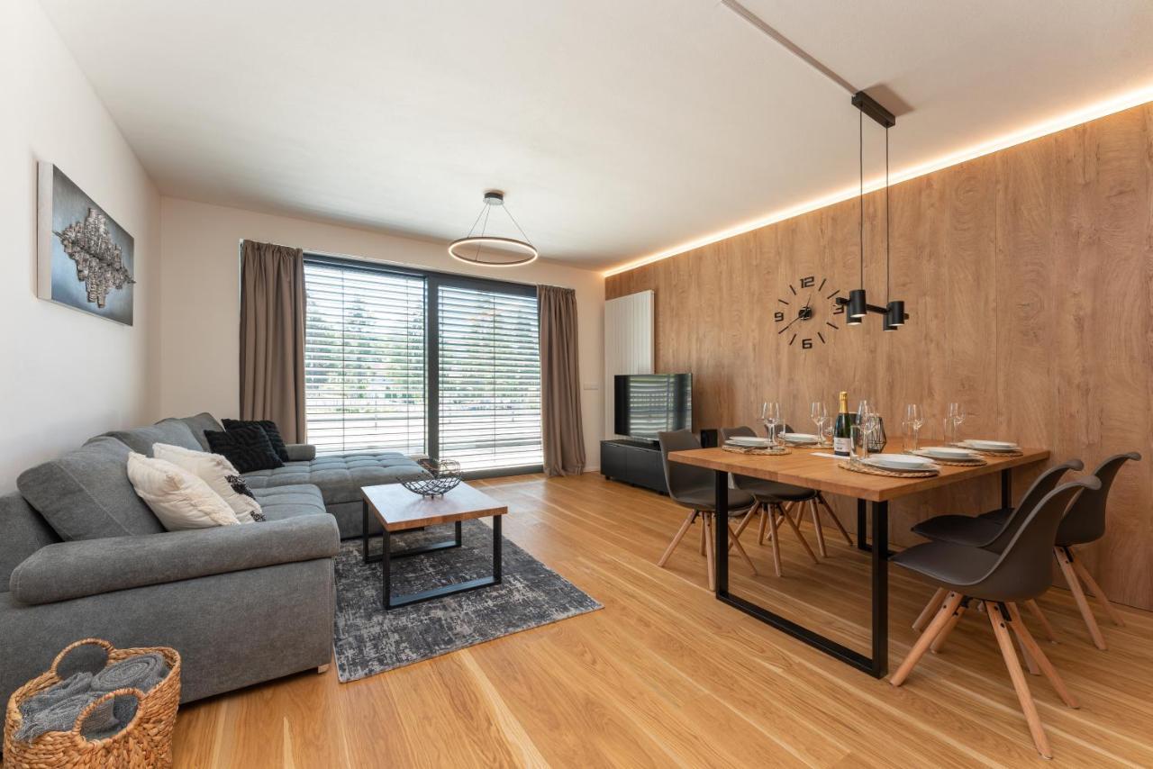 Apartman Molo Lipno ลิปโนนัดเวิลตาวู ภายนอก รูปภาพ